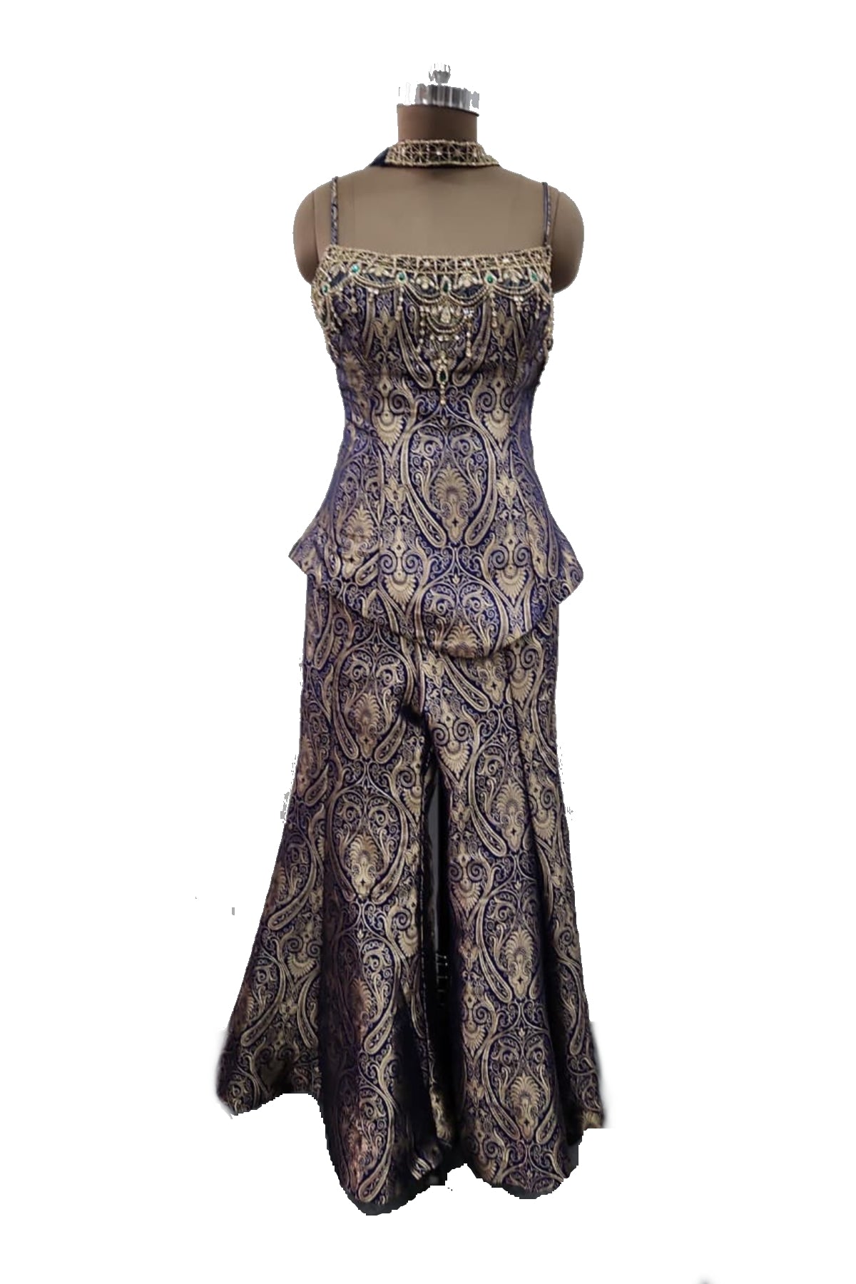 Glamour in Magenta – Rubina Slays Aliyana’s Designer Ensemble