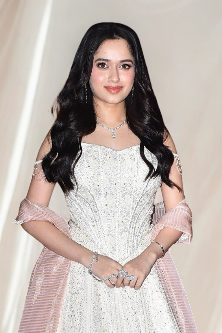 The magic of pastel perfection – Aliyana Couture ft. Jannat Zubair