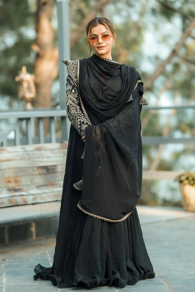 Aliyana X Rubina Dilaik – The Luxe Black Anarkali Statement