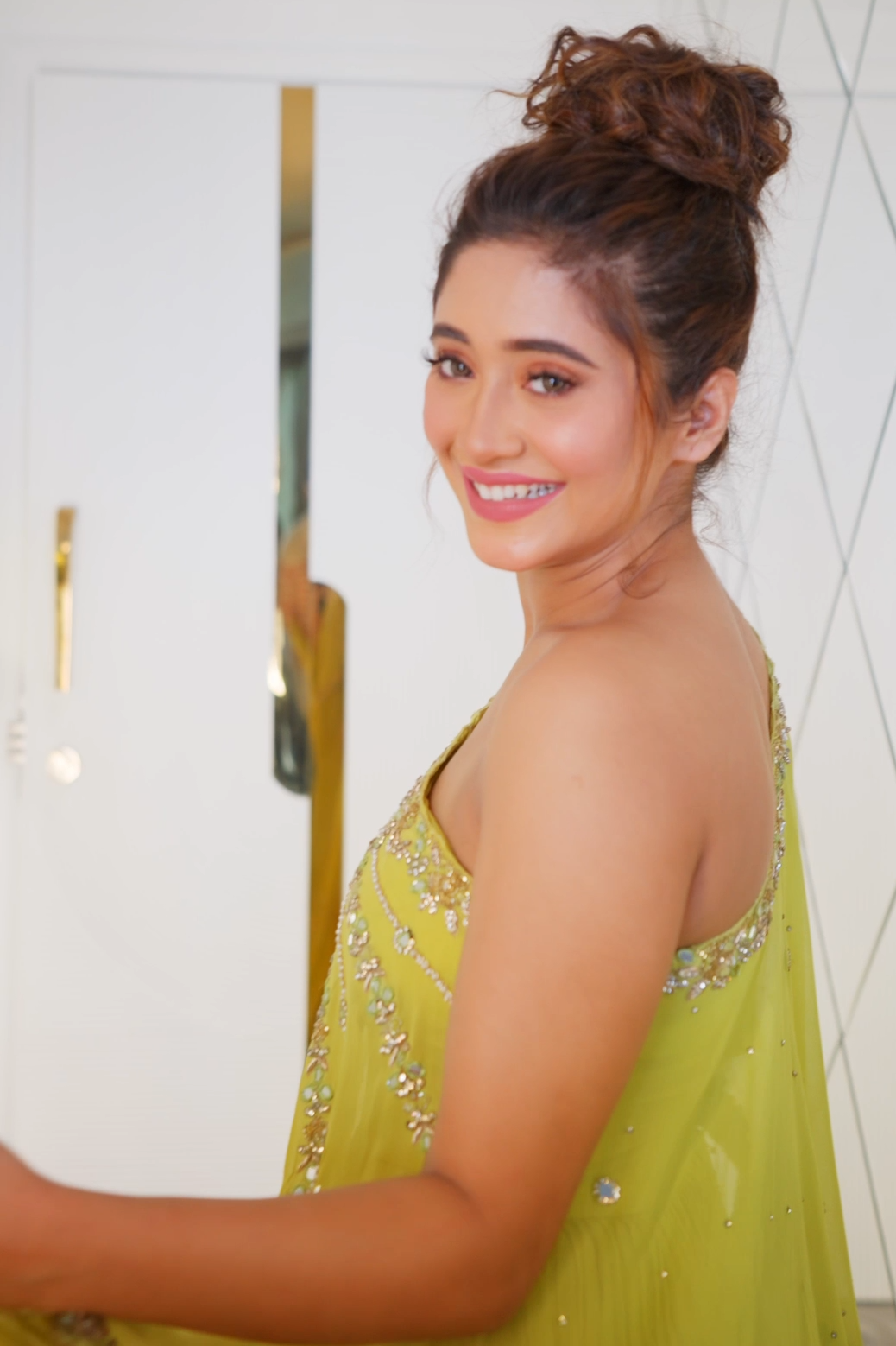 Shivangi joshi sales dresses buy online