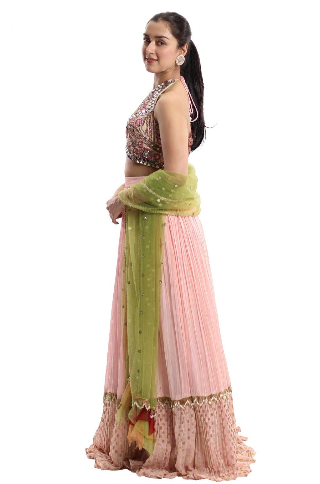 Sarees Shopping |Beautiful dress Dubai|Indian & Pakistani designer's  dresses Meena Bazaar bur Dubai - YouTube